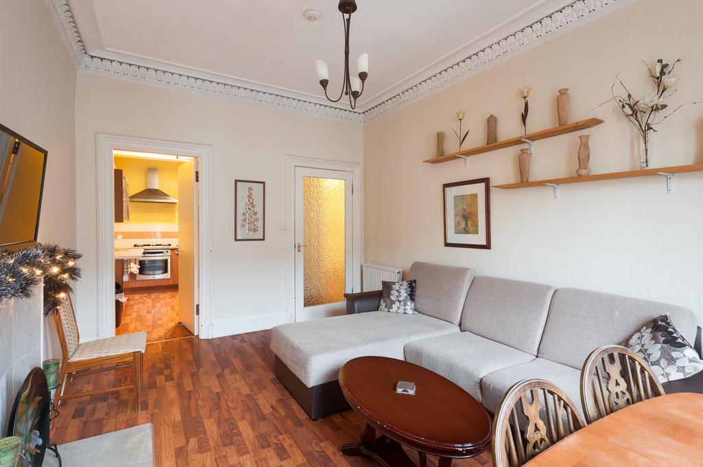 Pitt Street Apartment Beautiful Spacious Apartment Free Parking And Free Sanitizer Единбург Стая снимка