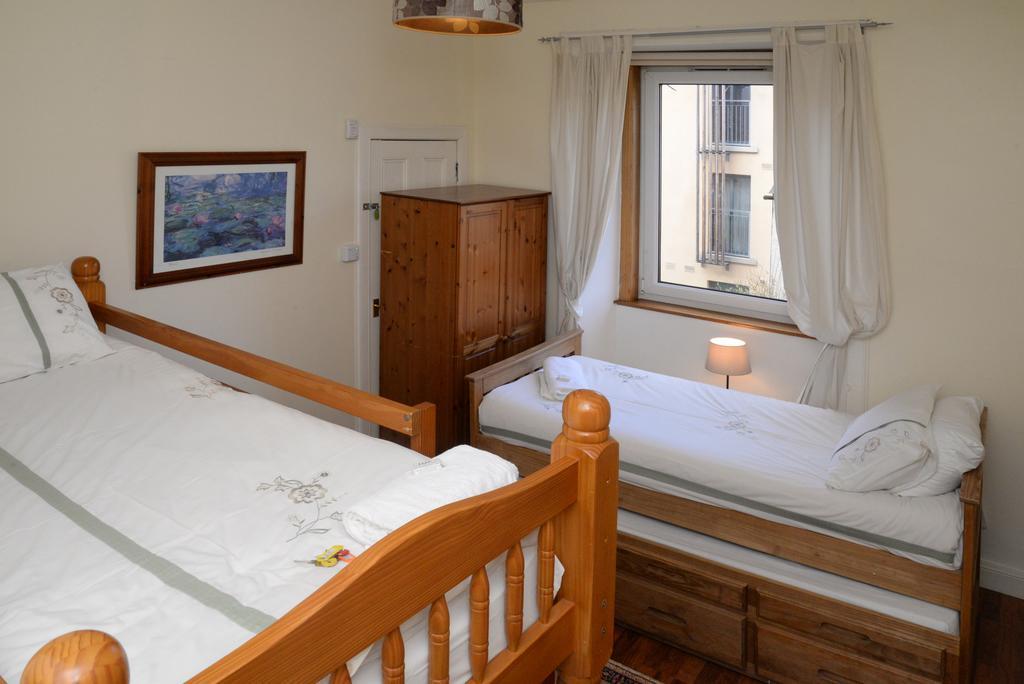 Pitt Street Apartment Beautiful Spacious Apartment Free Parking And Free Sanitizer Единбург Екстериор снимка