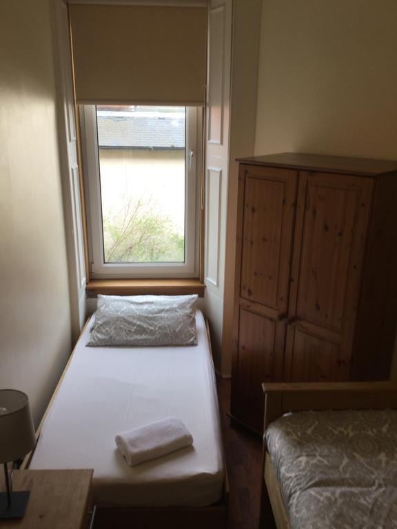 Pitt Street Apartment Beautiful Spacious Apartment Free Parking And Free Sanitizer Единбург Екстериор снимка