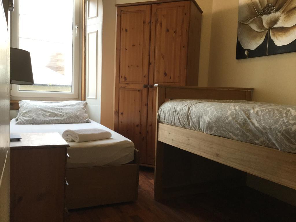 Pitt Street Apartment Beautiful Spacious Apartment Free Parking And Free Sanitizer Единбург Екстериор снимка