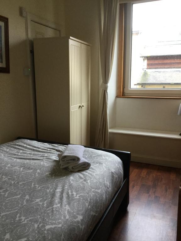 Pitt Street Apartment Beautiful Spacious Apartment Free Parking And Free Sanitizer Единбург Екстериор снимка