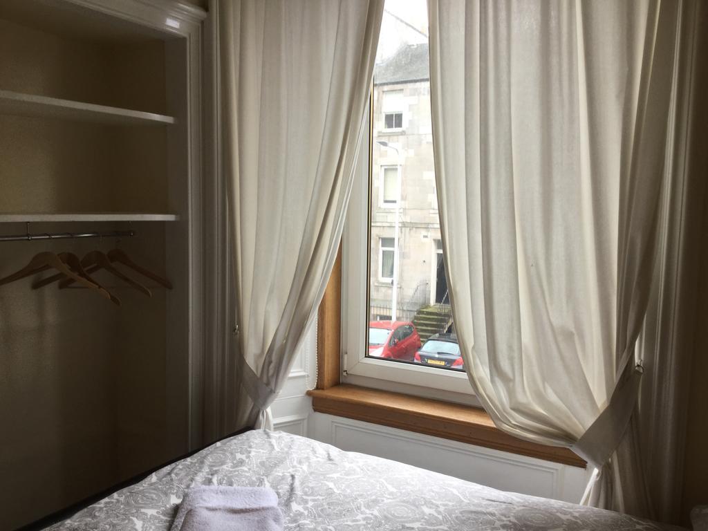 Pitt Street Apartment Beautiful Spacious Apartment Free Parking And Free Sanitizer Единбург Екстериор снимка