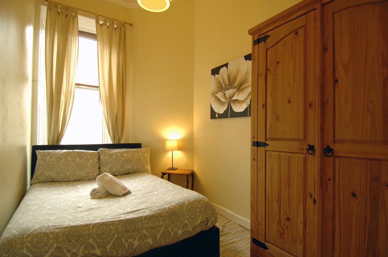Pitt Street Apartment Beautiful Spacious Apartment Free Parking And Free Sanitizer Единбург Екстериор снимка